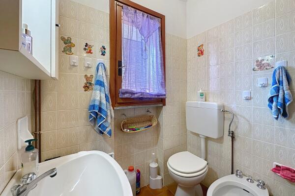 Spacious apartment a stone's throw from the slopes of Doganaccia