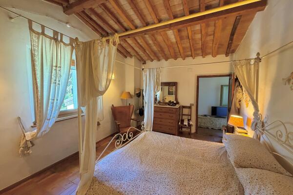 Vivere Bolgheri: villa indipendente immersa nei vigneti con giardino privato