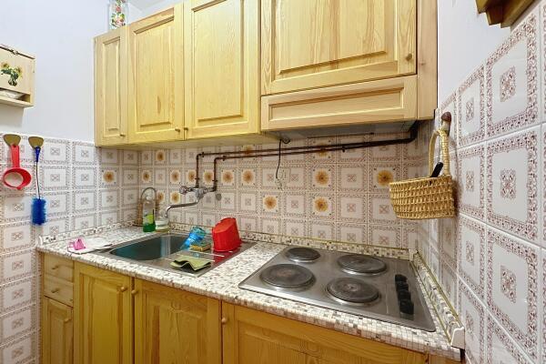 Spacious apartment a stone's throw from the slopes of Doganaccia