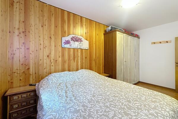 Spacious apartment a stone's throw from the slopes of Doganaccia